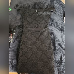 Black mid cut lace dress